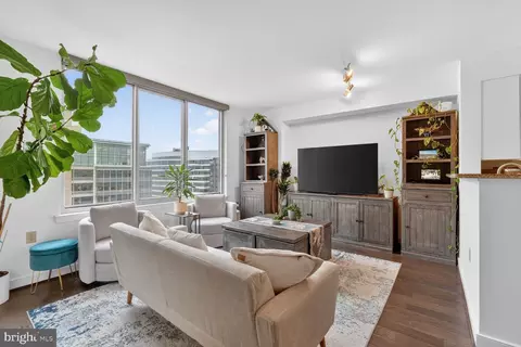 555 Massachusetts Ave NW #1313, Washington, DC 20001