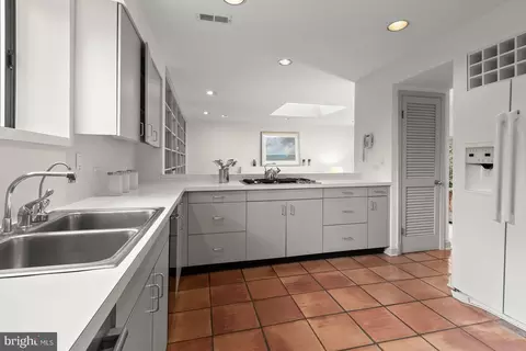 Kitchen - 2400 44th St NW, Washington, DC 20007 photo 3 of 4