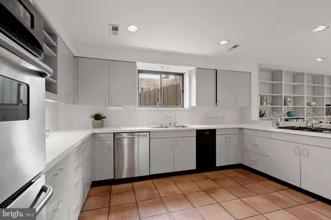 Kitchen - 2400 44th St NW, Washington, DC 20007 photo 1 of 4