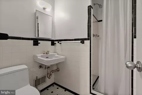 Bath - 2400 44th St NW, Washington, DC 20007 photo 2 of 9