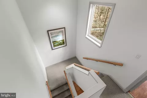 Entry Way - 2400 44th St NW, Washington, DC 20007 photo 4 of 4