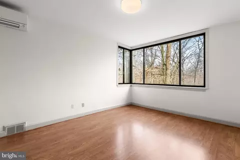 Bedroom - 2400 44th St NW, Washington, DC 20007 photo 5 of 6