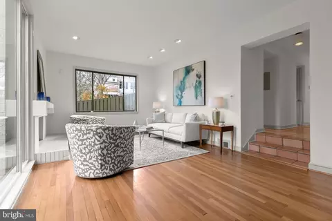 Living - 2400 44th St NW, Washington, DC 20007 photo 2 of 6