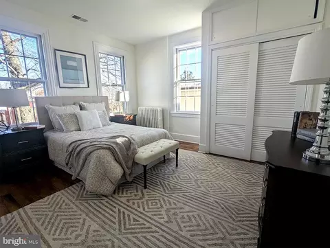 115 6th St SE, Washington, DC 20003 photo 16