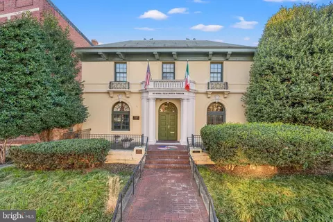 1860 19th St NW, Washington, DC 20009