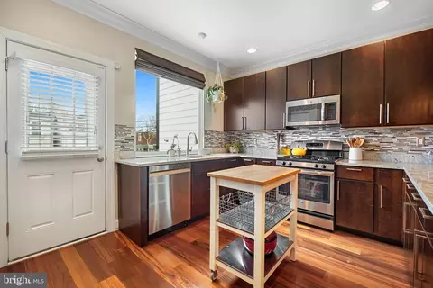 Kitchen - 1917 H St NE, Washington, DC 20002 photo 3 of 5