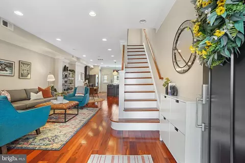 1917 H St NE, Washington, DC 20002