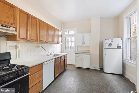 Kitchen - 330 4th St SE, Washington, DC 20003 photo 1 of 1