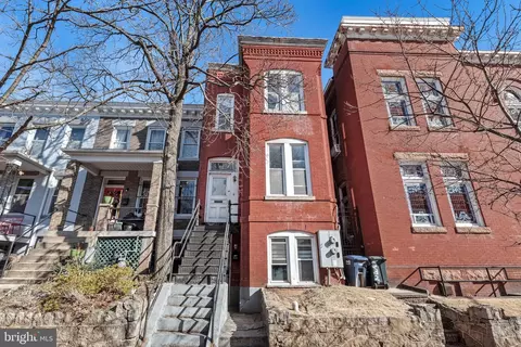 330 4th St SE, Washington, DC 20003