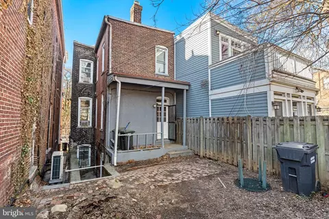 Exterior - 330 4th St SE, Washington, DC 20003 photo 8 of 8