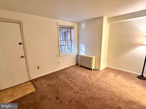 Living - 434 434 12 6th St NE, Washington, DC 20002 photo 7 of 7