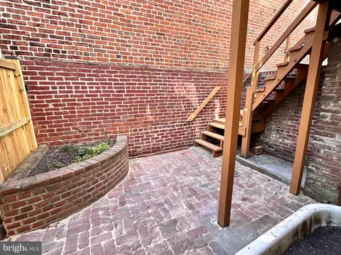 Exterior - 434 434 12 6th St NE, Washington, DC 20002 photo 3 of 3