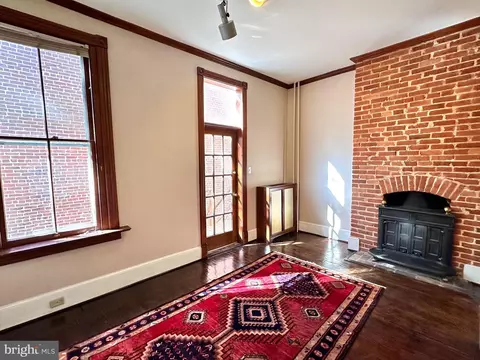Living - 434 434 12 6th St NE, Washington, DC 20002 photo 2 of 7