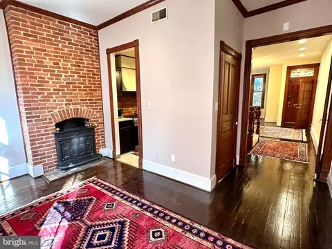 Entry Way - 434 434 12 6th St NE, Washington, DC 20002 photo 2 of 5