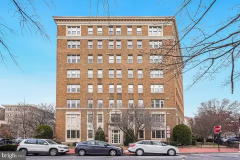 1621 T St NW #PH02, Washington, DC 20009