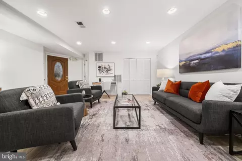 Other - 656 9th St NE, Washington, DC 20002 photo 11 of 17