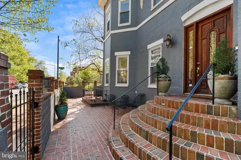 Other - 656 9th St NE, Washington, DC 20002 photo 2 of 17