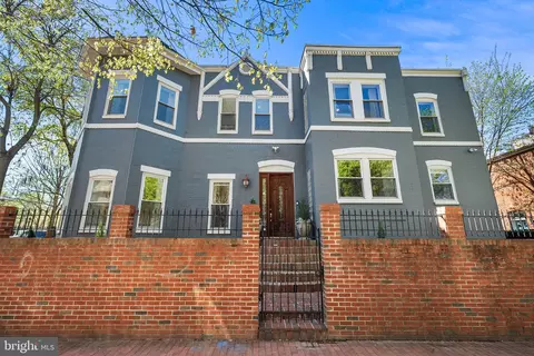 Exterior - 656 9th St NE, Washington, DC 20002 photo 2 of 3