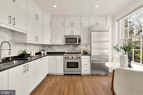 1561 33rd St NW, Washington, DC 20007 photo 3