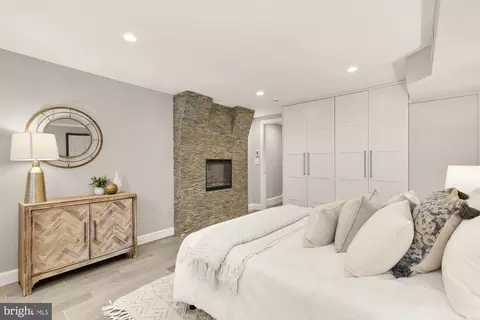 1561 33rd St NW, Washington, DC 20007 photo 20