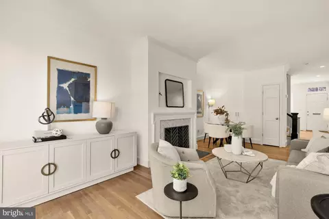 1561 33rd St NW, Washington, DC 20007 photo 8