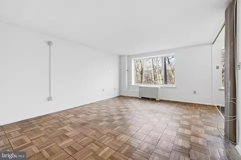 4100 W Street St NW #203, Washington, DC 20007