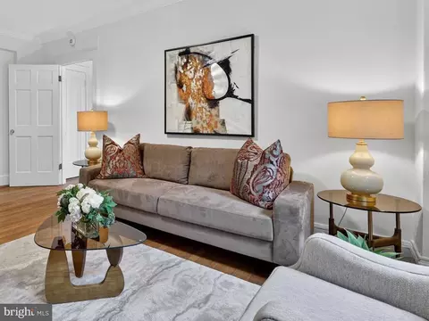 1915 16th St NW #203, Washington, DC 20009