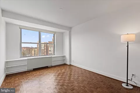 Living - 3900 Watson Pl NW #A- 8E, Washington, DC 20016 photo 5 of 5