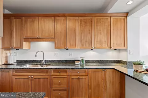 Kitchen - 3900 Watson Pl NW #A- 8E, Washington, DC 20016 photo 2 of 4