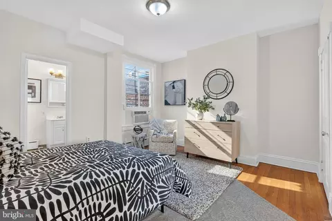 15 3rd St NE #4, Washington, DC 20002 photo 25