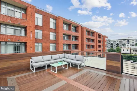 Exterior - 306 K St NE #306-2, Washington, DC 20002 photo 7 of 9