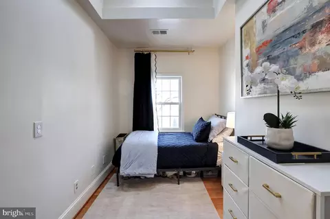 Bedroom - 708 I St SE, Washington, DC 20003 photo 4 of 7