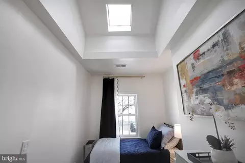 Bedroom - 708 I St SE, Washington, DC 20003 photo 6 of 7