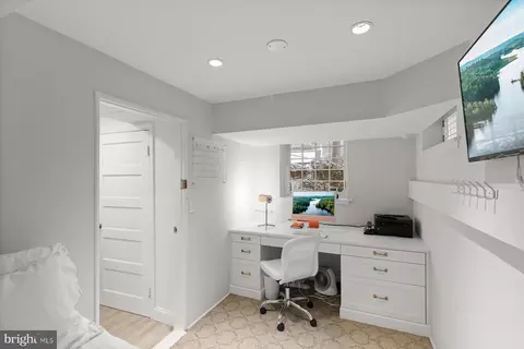 4520 Dexter St NW, Washington, DC 20007 photo 23