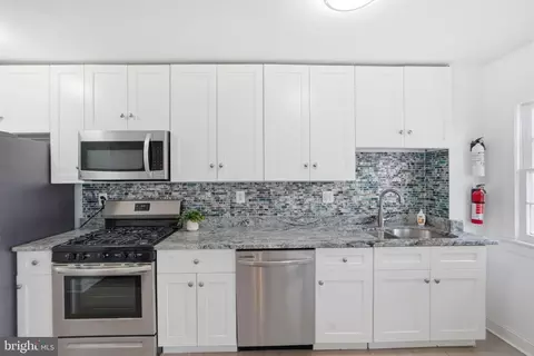 Kitchen - 1714 E Street St NE, Washington, DC 20002 photo 2 of 3