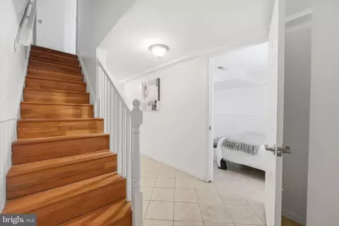 Entry Way - 1714 E Street St NE, Washington, DC 20002 photo 4 of 5