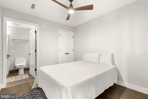 Bedroom - 1300 4th St SE #PH2, Washington, DC 20003 photo 4 of 5