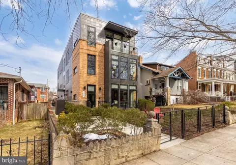 129 Varnum St NW #6, Washington, DC 20011