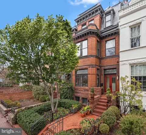 1617 35th St NW, Washington, DC 20007