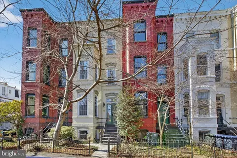 212 5th St NE, Washington, DC 20002