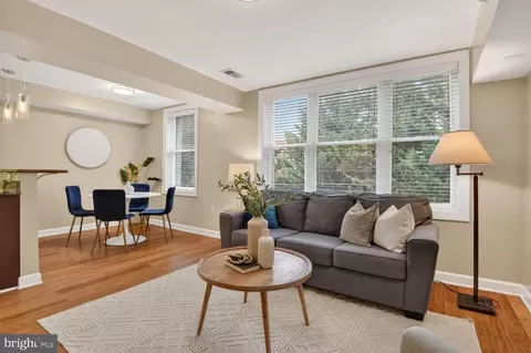 5040 1st St NW #302, Washington, DC 20011