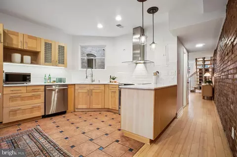 1227 Duncan Pl NE, Washington, DC 20002 photo 12