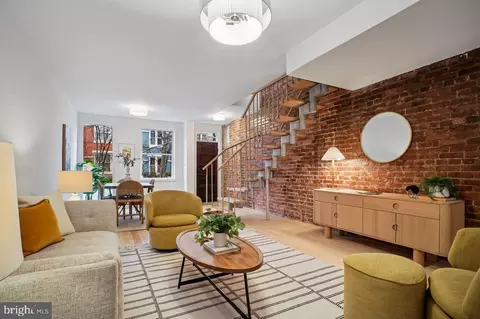 1227 Duncan Pl NE, Washington, DC 20002