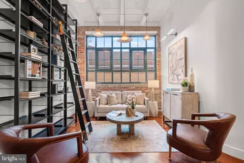 1701 Kalorama Rd NW #207, Washington, DC 20009