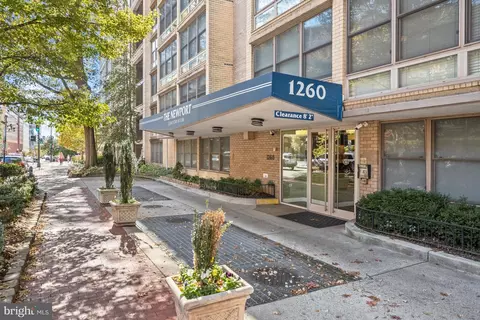 1260 21st St NW #107, Washington, DC 20036