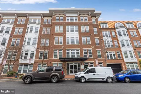 1451 Belmont St NW #217, Washington, DC 20009