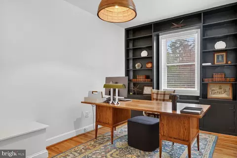 1345 28th St NW, Washington, DC 20007 photo 8