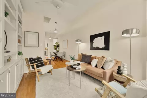 Living - 909 8th St NE, Washington, DC 20002 photo 2 of 2