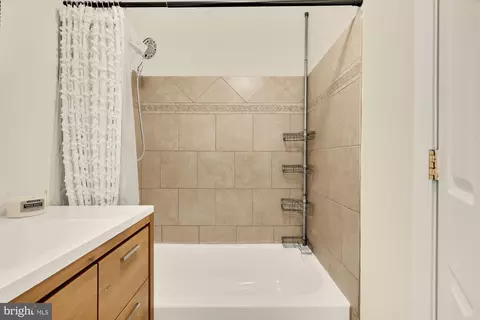 Bath - 909 8th St NE, Washington, DC 20002 photo 4 of 4