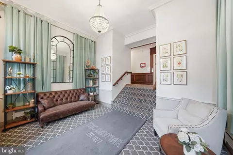 Entry Way - 18 9th St NE #307, Washington, DC 20002 photo 3 of 3